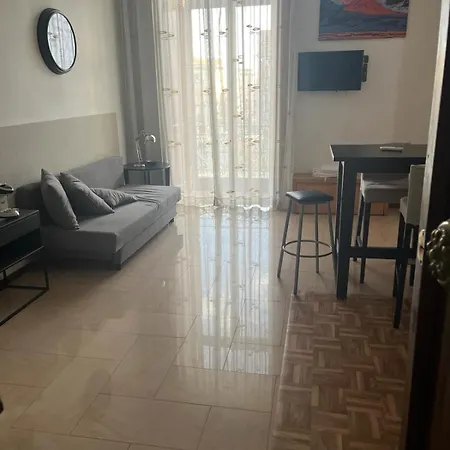 Lägenhet La Piazza - Garibaldi 2.6 *
