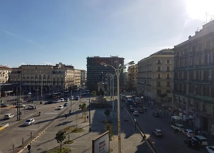 La Piazza - Garibaldi 2.6 * Nápoles