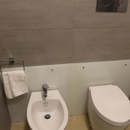 La Piazza - Garibaldi 2.6 *