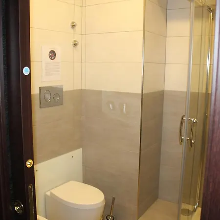 La Piazza - Garibaldi 2.6 *